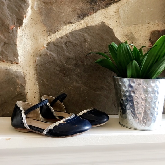 Janie and Jack Other - Scalloped Janie and Jack flat